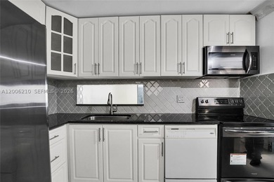 Beautiful 2-bedroom, 2-bath condo located in the desirable gated - photo 7