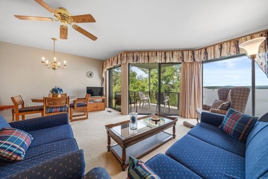 Welcome to lakefront living at its finest! This stunning - photo 11