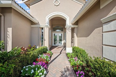 Designed with a timeless aesthetic that is truly Palm Beach chic - photo 4