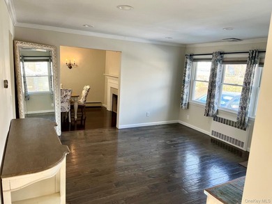 Beautifully updated expanded Cape situated on a quiet dead end - photo 15