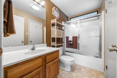 Welcome to lakefront living at its finest! This stunning - photo 18