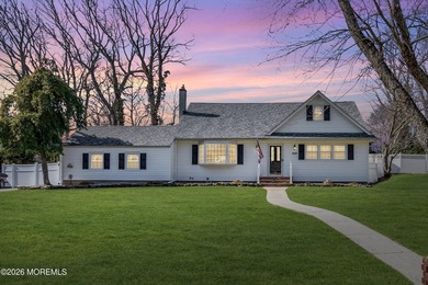 (private lake, pond, coastal) Home For Sale in Toms River New Jersey