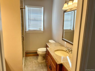 Beautifully updated expanded Cape situated on a quiet dead end - photo 24