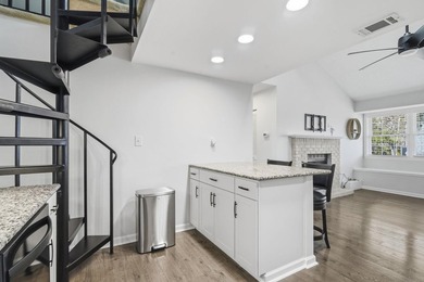 Just minutes from the beach, this charming 2-bedroom, 2-bath - photo 8