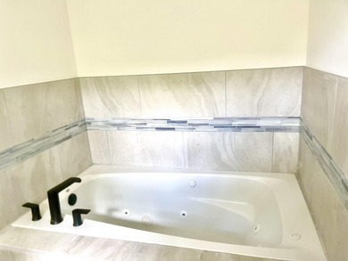 Move-In Ready New Construction - NO HOA -This 4-bedroom - photo 12
