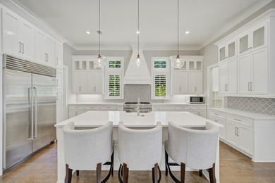 Custom-Built Pool Home in Regatta Bay Golf & Yacht Club a - photo 8