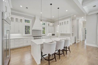 Custom-Built Pool Home in Regatta Bay Golf & Yacht Club a - photo 10
