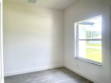 Move-In Ready New Construction - NO HOA -This 4-bedroom - photo 20