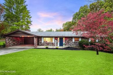 Melton Hill Lake Home Sale Pending in Oak Ridge Tennessee