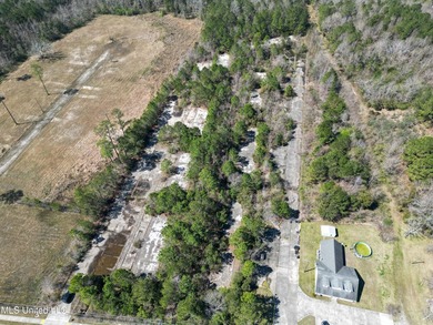 Prime Land for Sale in the Heart of Waveland! Location: 1705 - photo 8
