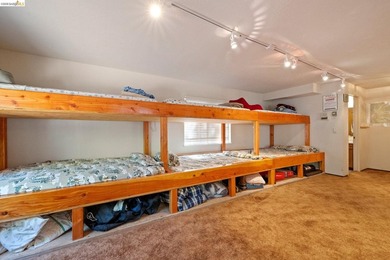 This cozy cabin comes fully furnished and move-in ready! This - photo 16