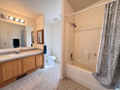 Welcome to easy, one-level living in the heart of Sequim! This - photo 16