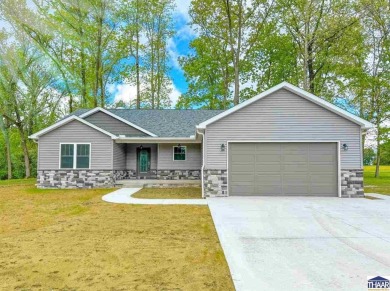 Lake Home For Sale in Sullivan, Indiana