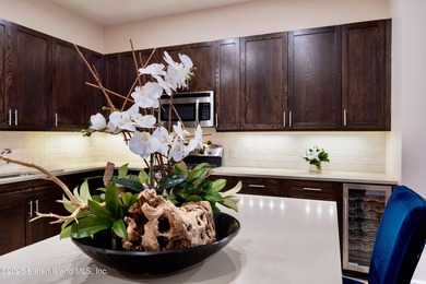 *PRICED TO SELL! GORGEOUS first-floor RENOVATED 2 BEDROOM 2 BATH - photo 4