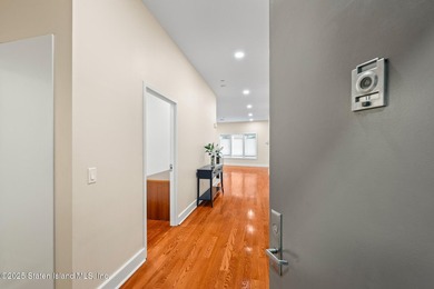 *PRICED TO SELL! GORGEOUS first-floor RENOVATED 2 BEDROOM 2 BATH - photo 6
