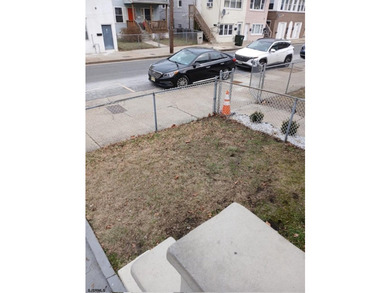 Owners Agent will prepare all Sale documents. Buyer is solely - photo 10