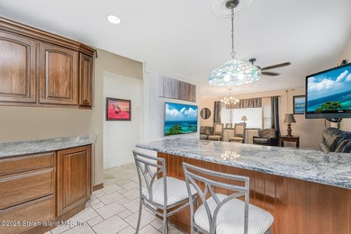 First time on the market! This detached 3-bedroom, 2-bath ranch - photo 5