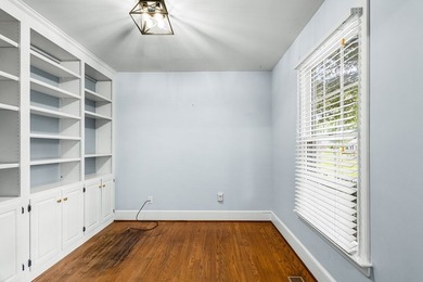 Located in the established College Park neighborhood in the Town - photo 14