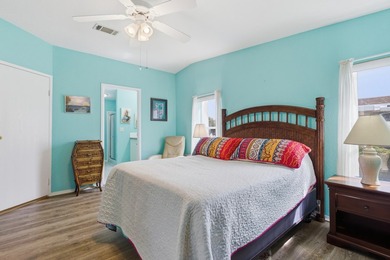 PRICED TO SELL!! MOTIVATED SELLER!! 2 bedroom, 2 bath home - photo 17