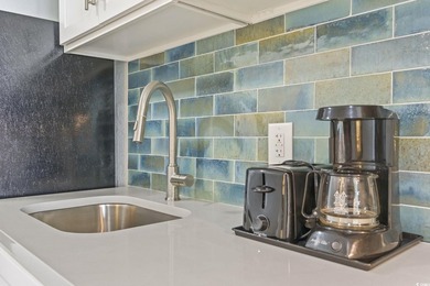 This efficiency unit is thoughtfully designed to maximize space - photo 18