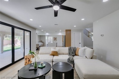 Beautifully renovated two story home in The Lakes offering 2,655 - photo 23