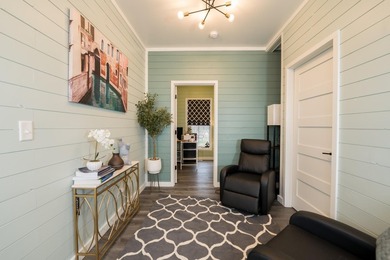 Stunning lake view luxury estate with dual living potential! - photo 23