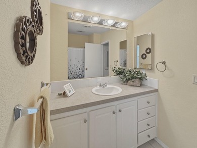 PRICED TO SELL!! MOTIVATED SELLER!! 2 bedroom, 2 bath home - photo 29