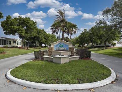 PRICED TO SELL!! MOTIVATED SELLER!! 2 bedroom, 2 bath home - photo 30