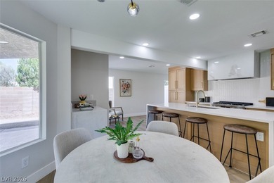 Beautifully renovated two story home in The Lakes offering 2,655 - photo 31