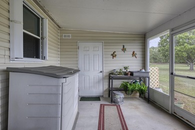 PRICED TO SELL!! MOTIVATED SELLER!! 2 bedroom, 2 bath home - photo 36