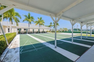 PRICED TO SELL!! MOTIVATED SELLER!! 2 bedroom, 2 bath home - photo 44