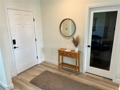 Move-in ready 4BR/3BA waterfront beauty with direct Gulf access - photo 2