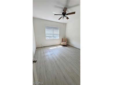 Unapproved short sale, SFH in highly desired neighborhood - photo 16