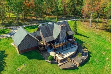 Exceptional 4 bedroom, 3.5 bath log home on 33 plus acres - photo 7