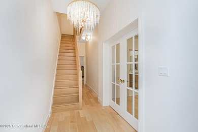 Welcome to 645 Carroll Street! This stunning and impeccably - photo 5