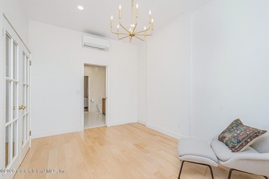 Welcome to 645 Carroll Street! This stunning and impeccably - photo 8