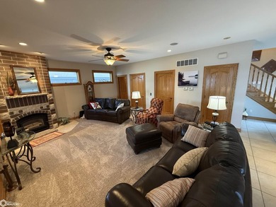 Unrivaled Waterfront Luxury with Private Guest Retreat & Sandy - photo 19