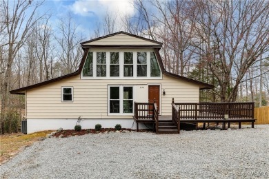 Lake Home For Sale in Ruther Glen, Virginia