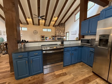 Beautiful getaway in Angel Fire only 1,7 mi from the ski basin & - photo 25