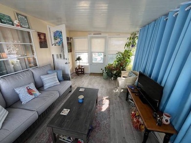 NEW KITCHEN, BATHROOMS AND ALL NEW FLOORS- 3.5 miles to Honey - photo 29