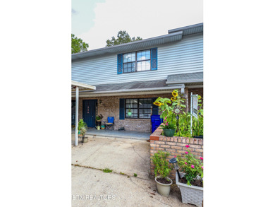 Melton Hill Lake Home For Sale in Oak Ridge Tennessee