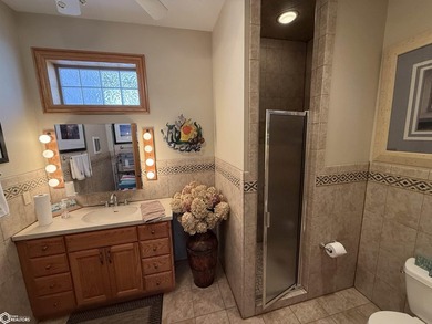 Unrivaled Waterfront Luxury with Private Guest Retreat & Sandy - photo 44