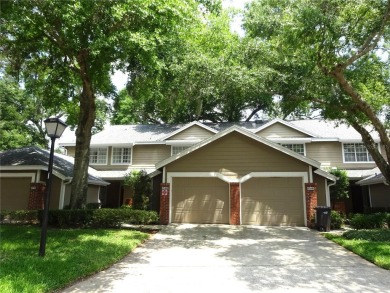 Lake Townhome/Townhouse For Sale in Altamonte Springs, Florida