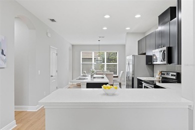 Under contract-accepting backup offers. Welcome to this - photo 9