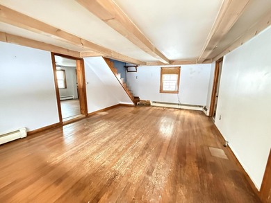 Charming 3-Bedroom Home in Saranac - Priced to Sell Fast! - photo 2