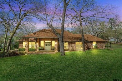 Open House 6/28/26 2-5PM. Absolutely stunning, fully updated - photo 4