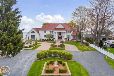 Welcome to an unparalleled lakefront estate offering 150 feet of - photo 6