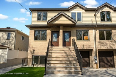 Welcome Home! BRAND NEW Construction in a highly desired - photo 2