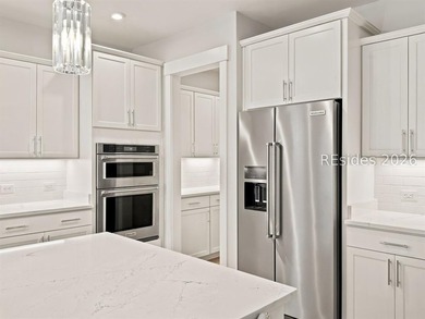The custom heated and chilled in-ground pool, water features - photo 18