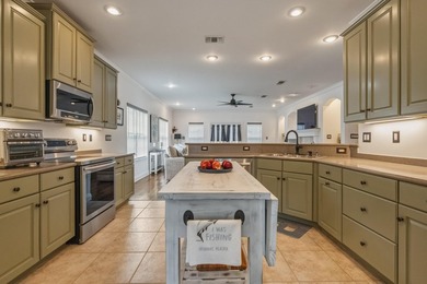 Welcome to 1601 Mallorca Cove, a beautifully maintained - photo 1